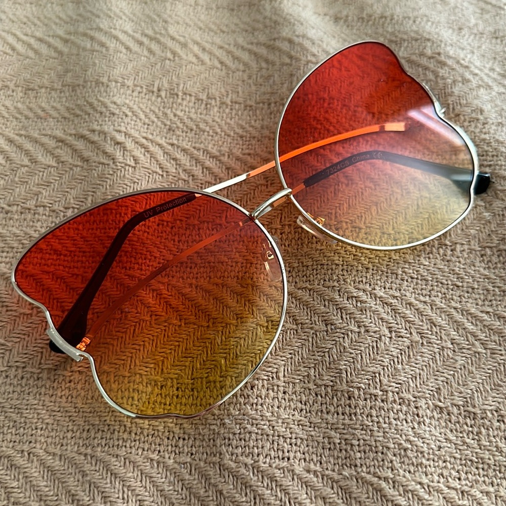 Butterfly lens glasses! 🦋